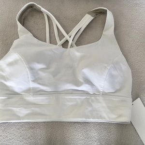 Lululemon Free To Be Serene Bra
